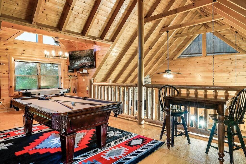 Cabin-N-Smokys! Indoor Resort Pool Views Hot Tub Game Room 세비어빌 외부 사진