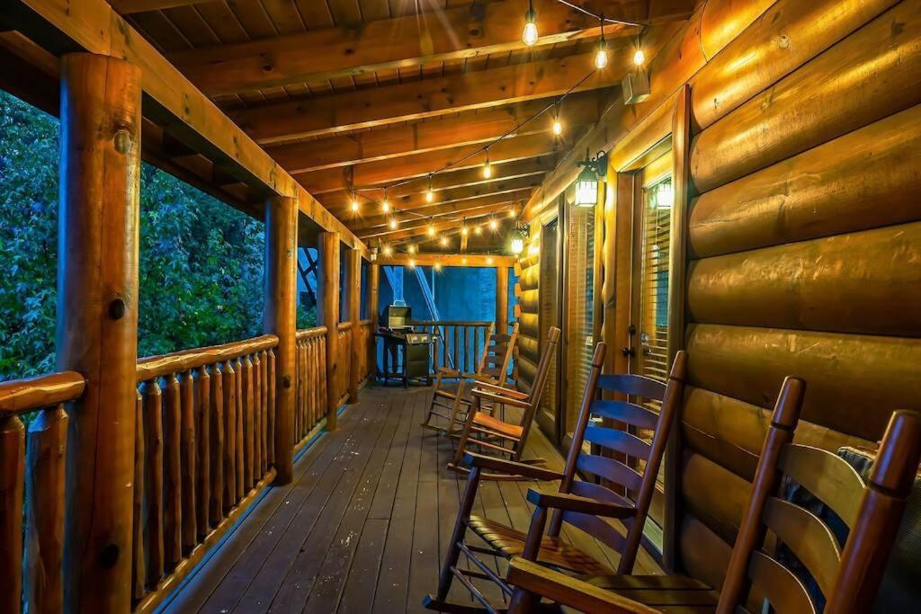 Cabin-N-Smokys! Indoor Resort Pool Views Hot Tub Game Room 세비어빌 외부 사진